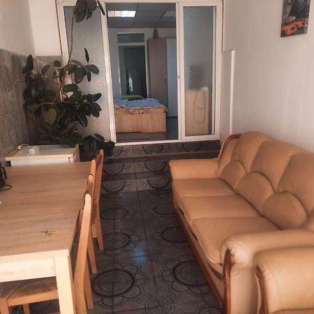 Garsoniera Del Dodo Apartment อัลบายูเลีย ภายนอก รูปภาพ